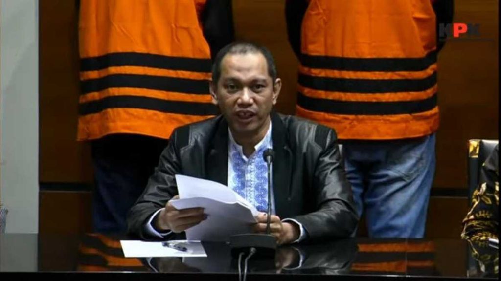 Wakil Ketua KPK Nurul Ghufron menjelaskan penetapan tersangka Rektor Universitas Lampung Karomani dalam kasus dugaan suap penerimaan mahasiswa baru jalur mandiri di universitas tersebut tahun akademik 2022/2023, Minggu (21/8/2022).