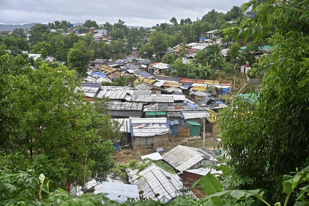 Pemandangan kamp pengungsi Rohingya Kutupalong di Ukhia, Bangladesh, 9 Agustus 2022.  