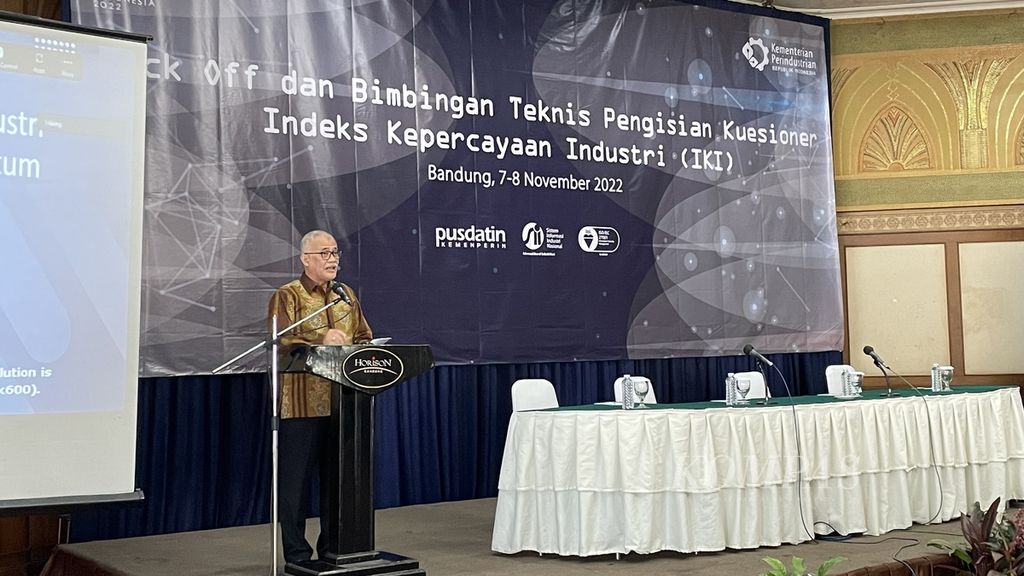 Sekretaris Jenderal Kementerian Perindustrian Dody Widodo membuka acara Kick-off Indeks Kepercayaan Industri atau IKI yang diadakan di Bandung, Senin (7/11/2022).
