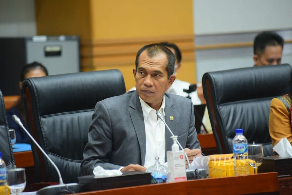 Wakil Ketua Komisi I DPR dari Fraksi Partai Keadilan Sejahtera Abdul Kharis Almasyhari