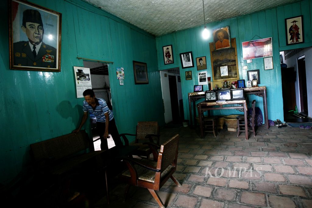 Rumah milik Djiauw Kie Siong di Rengasdengklok, Karawang, Jawa Barat, yang menjadi tempat singgah Soekarno dan Hatta, 16 Agustus 1945, saat Soekarno didesak para pemuda agar segera memproklamasikan kemerdekaan RI. Rumah ini kini ditempati ahli waris keluarga Djiauw.