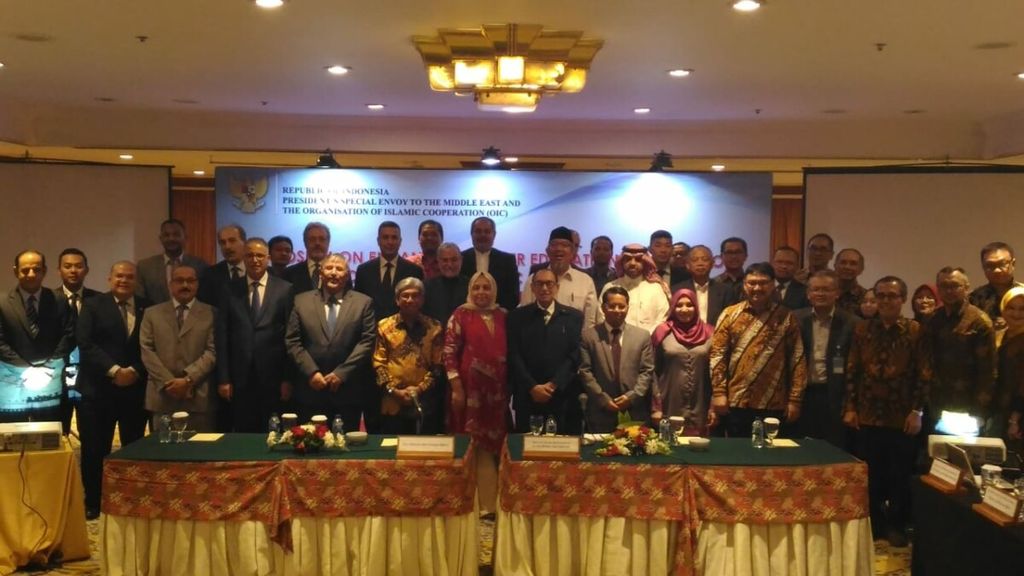 https://cdn-assetd.kompas.id/0b-Qi3RYOctbmttJjBcr2nb-VvE=/1024x576/https%3A%2F%2Fkompas.id%2Fwp-content%2Fuploads%2F2019%2F05%2F20190502SAM-simposium-Timteng1_1556814184.jpeg
