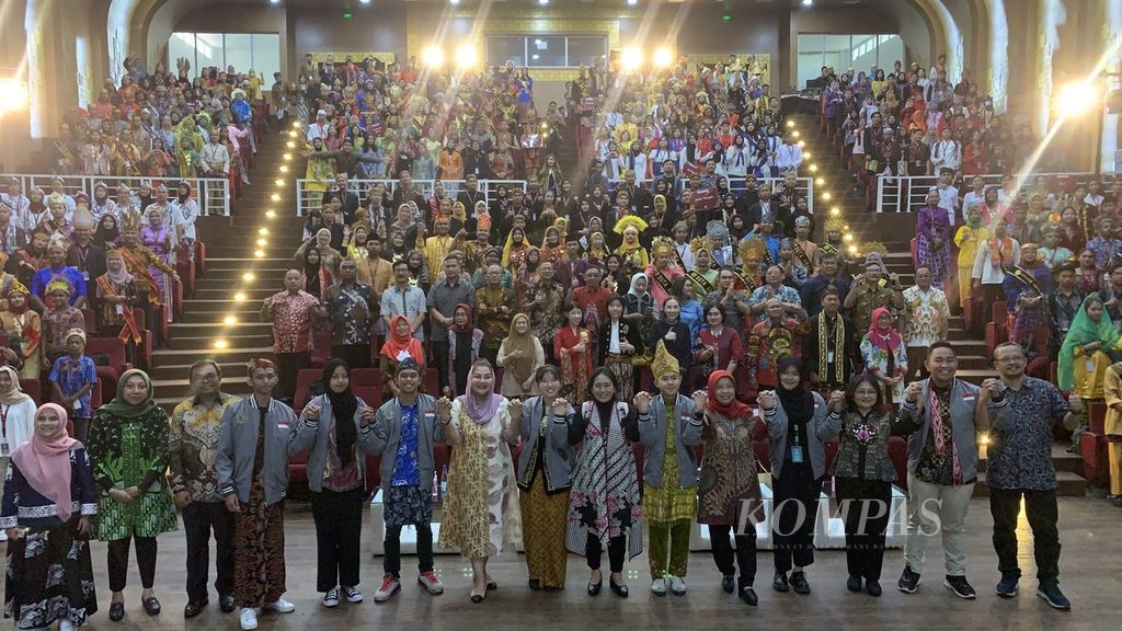 Acara penutupan Forum Anak Nasional 2023 di Taman Budaya Raden Saleh, Semarang, Jawa Tengah, Sabtu (22/7/2023).