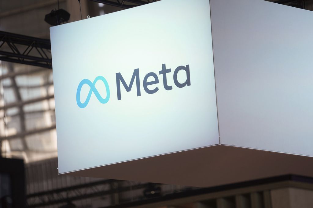 Logo Meta terlihat dalam pameran Vivatech di Paris, Perancis, 14 Juni 2023.