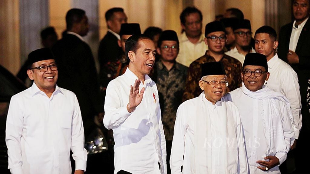 Pasangan calon presiden-wakil presiden Joko Widodo-Ma’ruf Amin seusai pertemuan di Menteng, Jakarta, Kamis (27/6/2019).