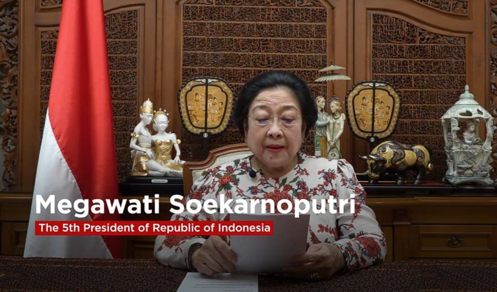 Megawati memuji China sebagai salah satu negara yang justru aktif memberikan bantuan termasuk ke Indonesia pada masa pandemi Covid-19.