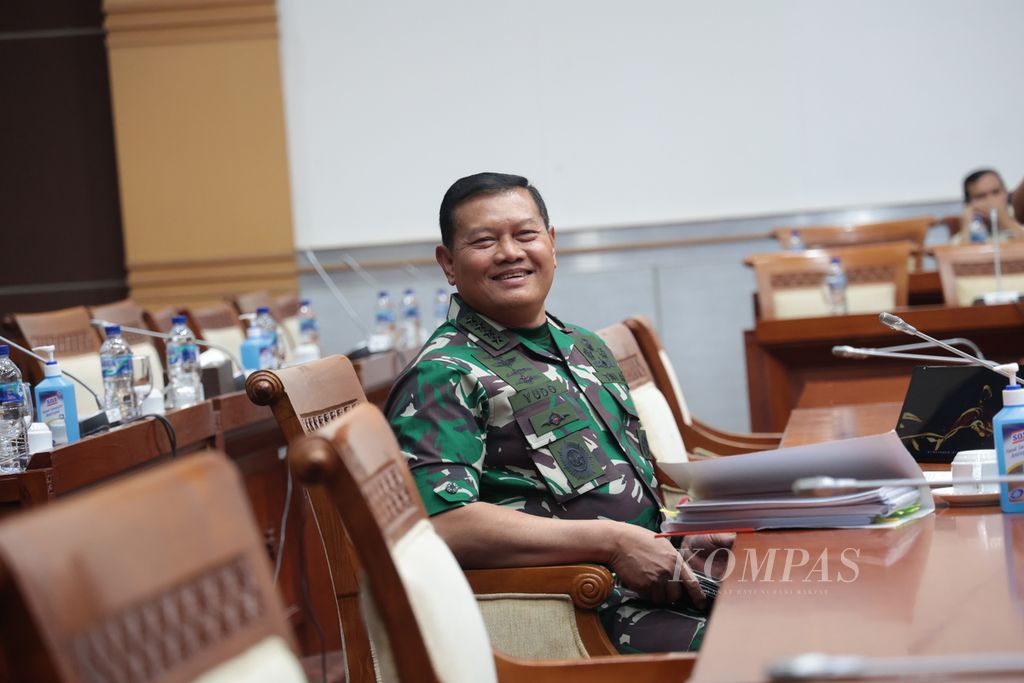 Calon Panglima TNI Laksamana Yudo Margono mengikuti uji kepatutan dan kelayakan oleh Komisi I DPR di Kompleks Parlemen, Senayan, Jakarta, Jumat (2/12/2022).