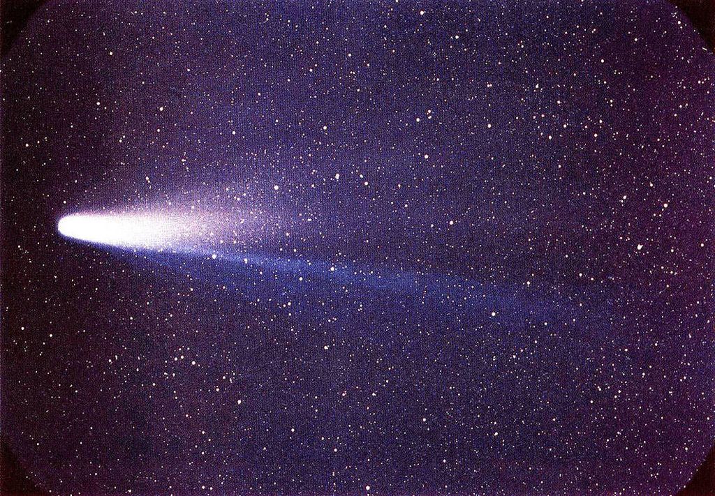 Komet Halley yang terlihat pada 1986. Komet ini juga terlihat pada tahun 11 sebelum Masehi.