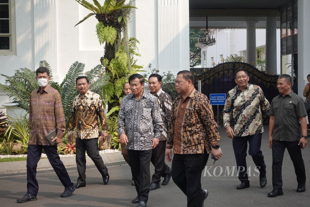 Dewan Pimpinan Pusat Persatuan Purnawirawan dan Warakawuri TNI dan Polri (Pepabri) seusai diterima Presiden Joko Widodo di Kompleks Istana Kepresidenan, Jakarta, Senin (22/5/2023).