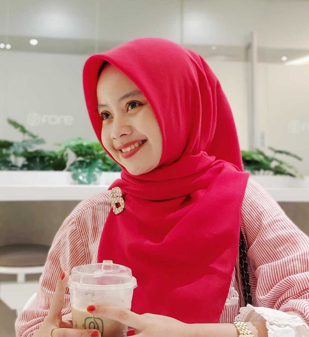 Septiana Tahani (21), mahasiswa Universitas Islam Negeri Walisongo Semarang, Jawa Tengah