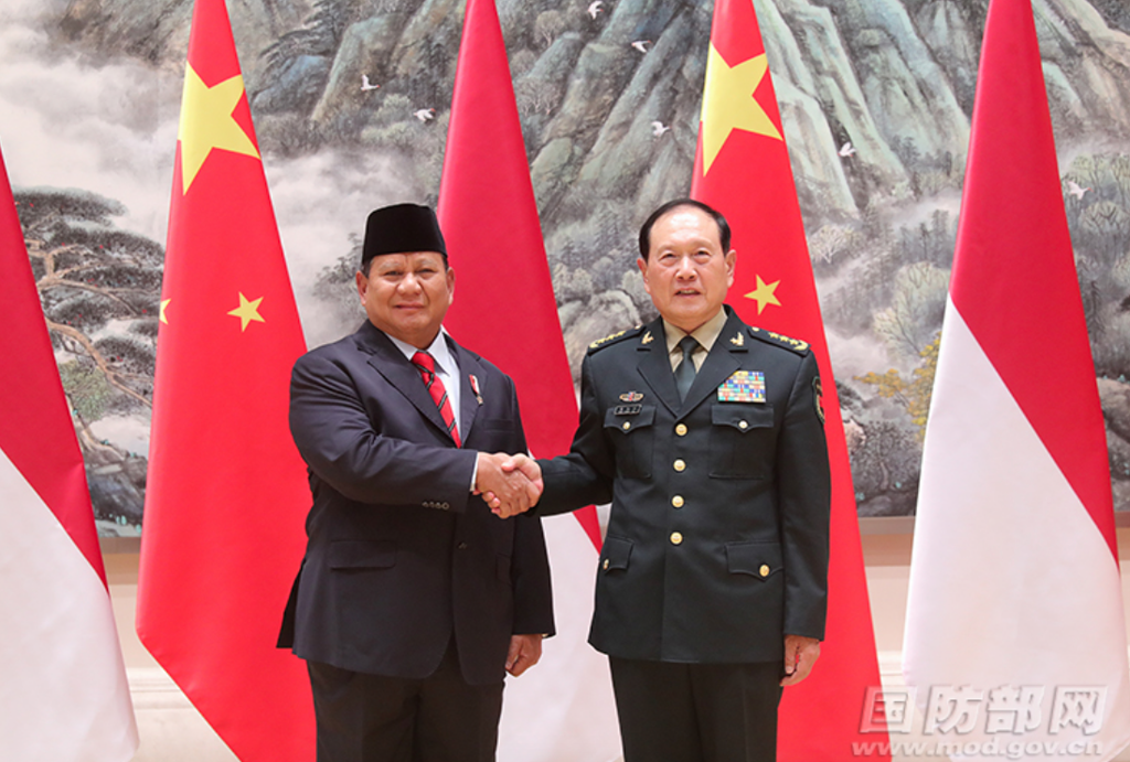 Tangkapan layar pertemuan antara Menteri Pertahanan Prabowo Subianto dan Menteri Pertahanan Republik Rakyat China Jenderal Wei Feng He di Xi’an City, Republik Rakyat China, Jumat (18/11/2022).
