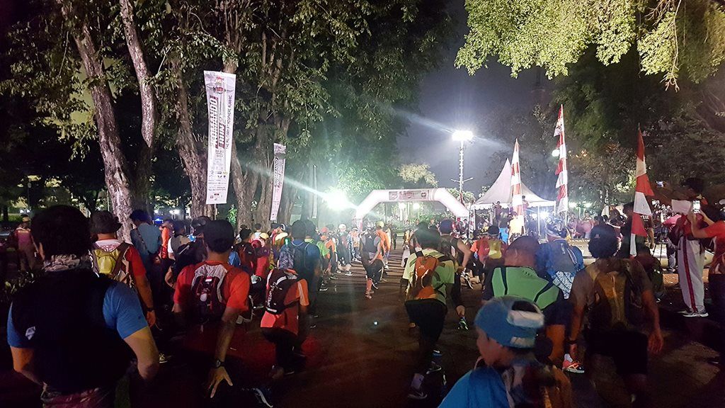 Sebanyak 5.000  peserta mengikuti lomba lari Komando Run 2 yang berlangsung di Lapangan Banteng, Jakarta Pusat, Sabtu (22/4) malam hingga Minggu (23/4) siang. Selain kategori 10 kilometer dan 21 kilometer (half marathon), Komando Run juga menyediakan kategori maraton ultra 65 kilometer untuk menandai ulang tahun ke-65 tahun Komando Pasukan Khusus.