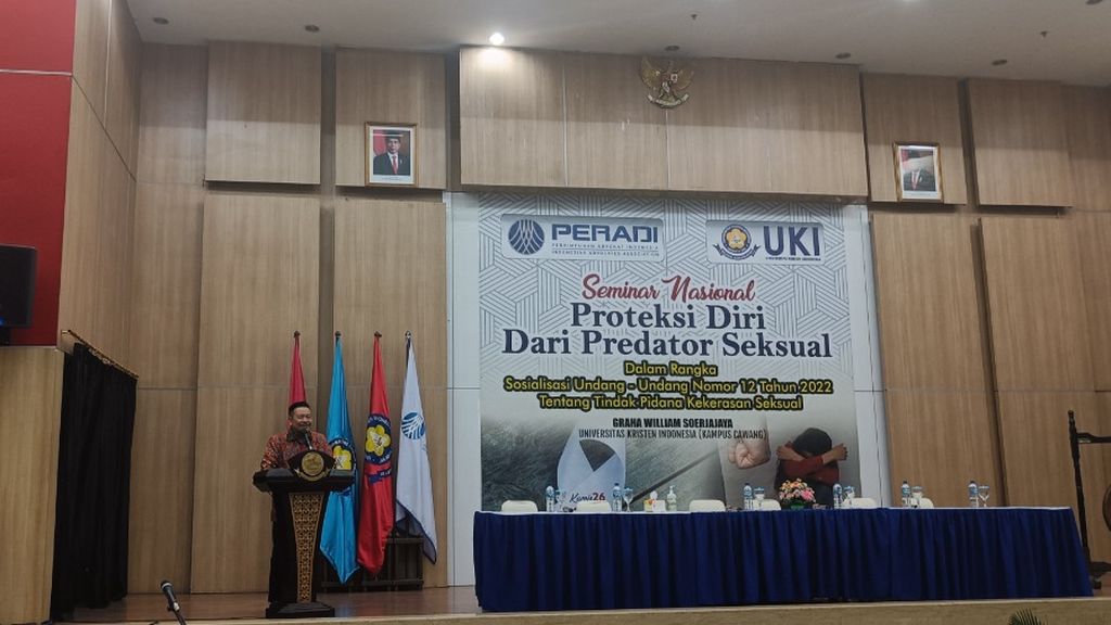 Ketua Umum Perhimpunan Advokat Indonesia (Peradi) Otto Hasibuan dalam Seminar Nasional Proteksi Diri dari Predator Seksual di Jakarta, Kamis (26/1/2023).