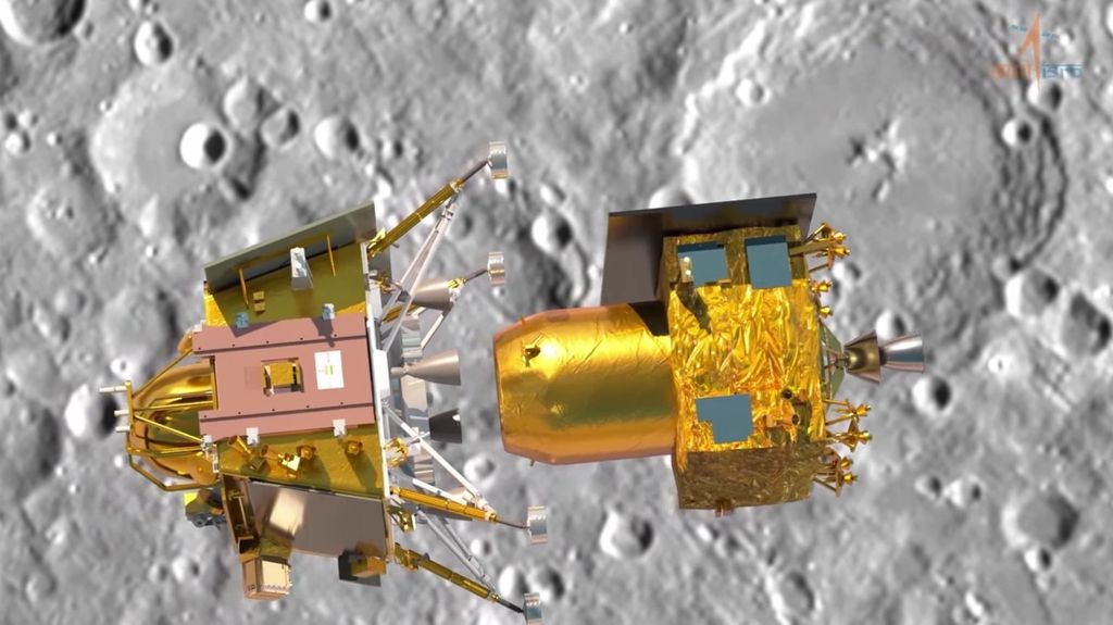 Simulasi lepasnya wahana pendarat Vikram (kiri) dari wahana pengorbit Chandrayaan-3 (kanan) sebelum Vikram mendarat di permukaan Bulan. Vikram akan mendarat sambil membawa wahana penjelajah Pragyan di bagian dalamnya.