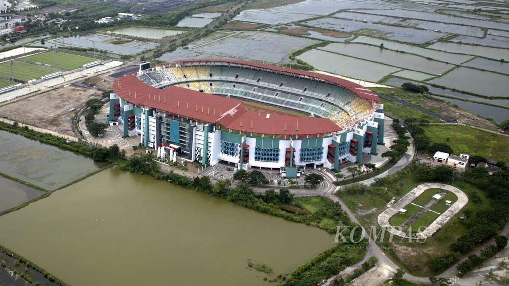 Stadion Gelora Bung Tomo, Surabaya, diabadikan pada Selasa (28/3/3023). 