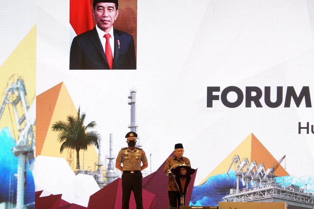 Wakil Presiden Ma’ruf Amin memberikan sambutan ketika meresmikan Pembukaan Forum Kapasitas Nasional II Tahun 2022 di Plenary Hall Jakarta Convention Center, Jakarta Pusat, Rabu (27/7/2022).