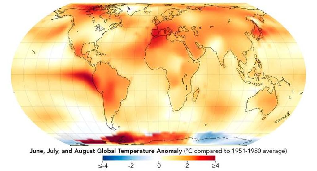 Peta ini menggambarkan anomali suhu global untuk meteorologi musim panas tahun 2023 (Juni, Juli, dan Agustus). Data ini menunjukkan seberapa hangat atau dinginnya wilayah-wilayah berbeda di bumi dibandingkan dengan rata-rata dasar dari tahun 1951 hingga 1980.
