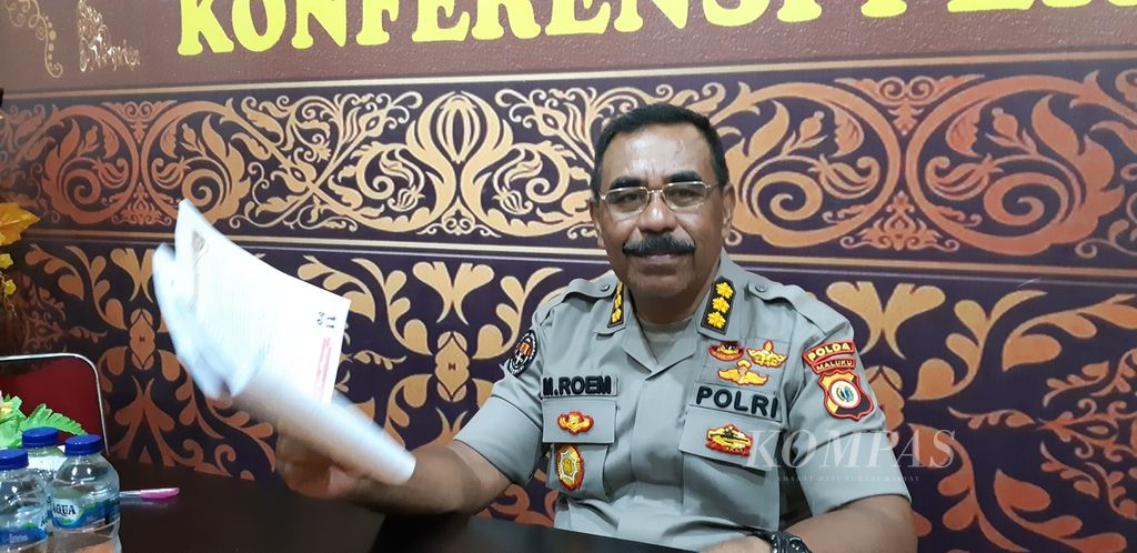 Kepala Bidang Humas Polda Maluku Komisaris Besar M Roem Ohoirat
