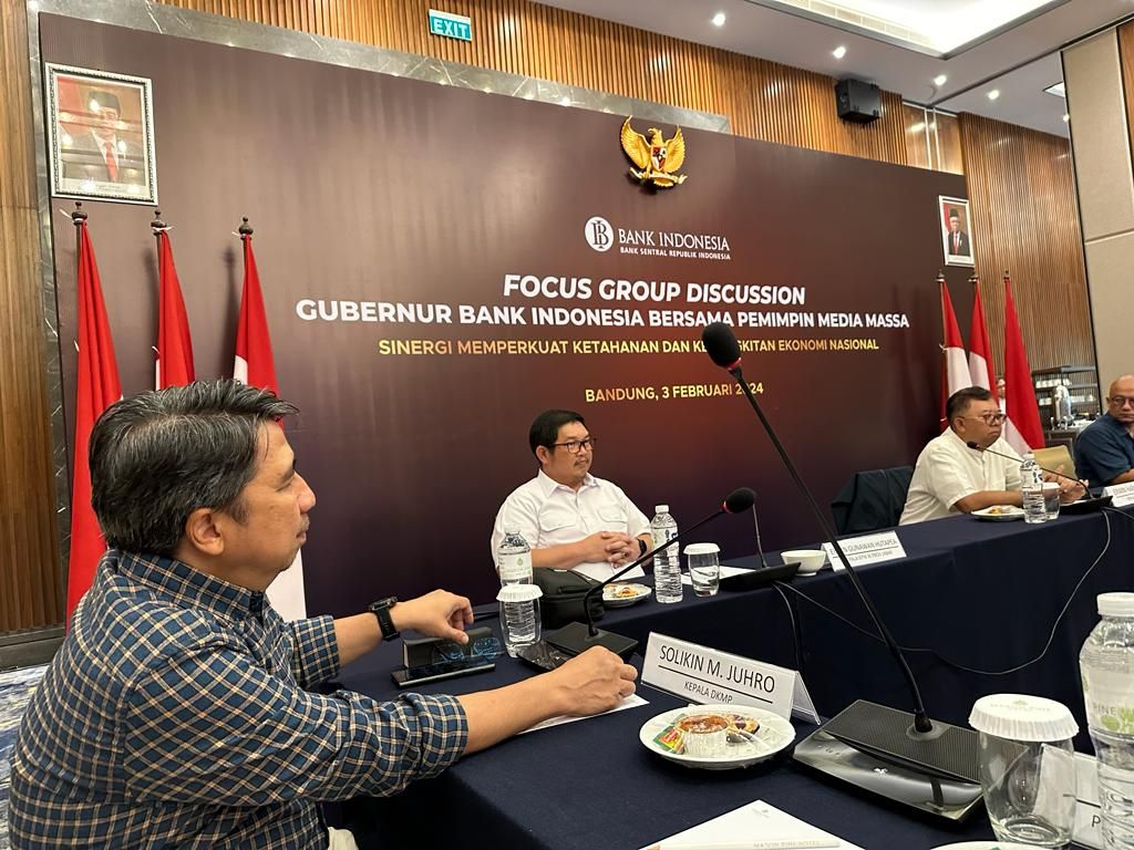 Suasana Focus Group Discussion yang digelar Bank Indonesia dihadiri sejumlah pemimpin redaksi di Kota Bandung, Jawa Barat, Sabtu (3/2/2024).