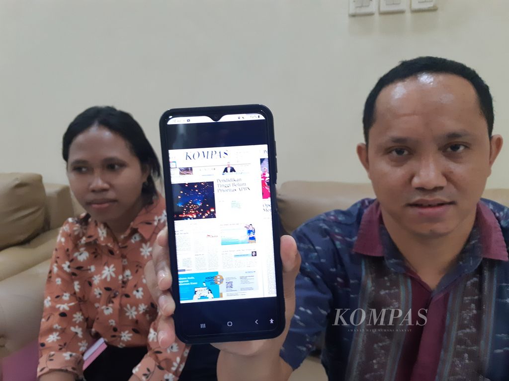 Kompas.id diakses oleh mahasiswa Sekolah Tinggi Pastoral (Stipas) Keuskupan Agung Kupang di Kota Kupang, Nusa Tenggara Timur, pada Senin (27/5/2024).