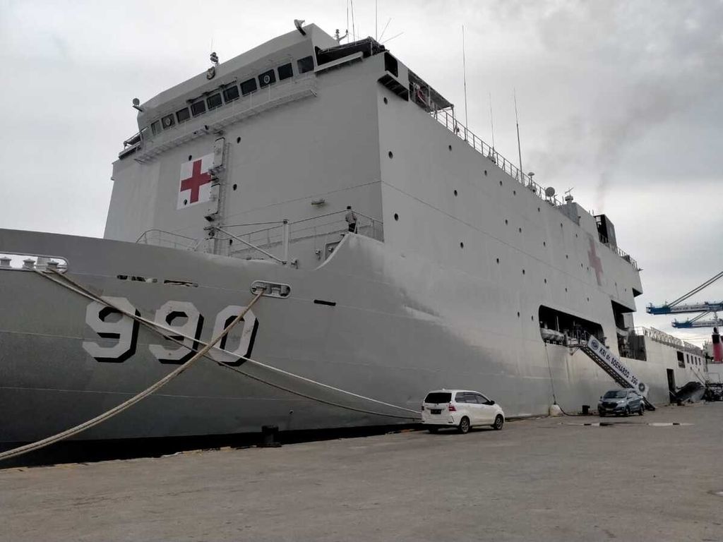 KRI Soeharso 990 di Pelabuhan Sorong, Papua Barat, Kamis (20/1/2022).
