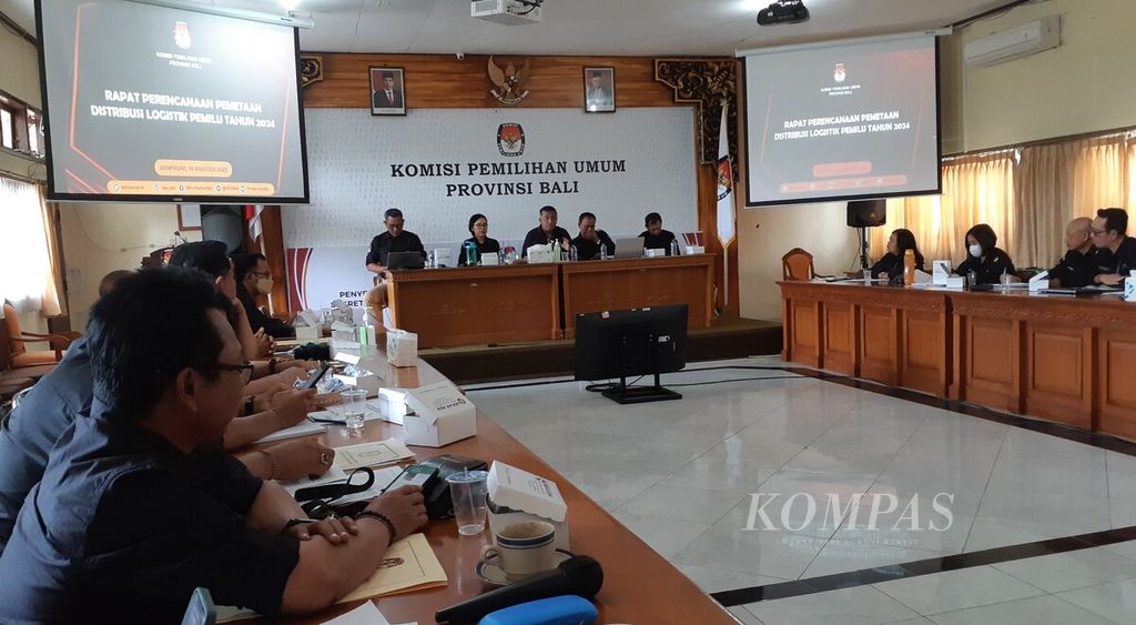 Rapat di KPU Bali, Rabu (10/8/2022).