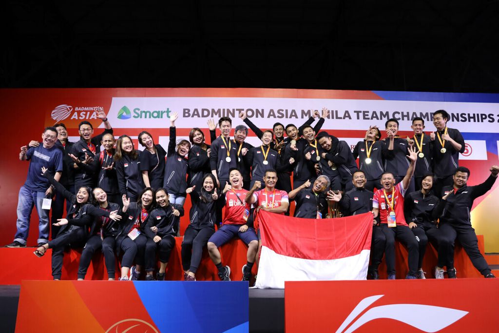 Tim bulu tangkis putra Indonesia menjuarai Kejuaraan Asia Bulu Tangkis Beregu di Manila, Filipina, Minggu (16/2/2020). Pada babak final, Indonesia mengalahkan Malaysia 3-1. Tahun 2022 ini, kejuaraan itu akan digelar di Malaysia.
