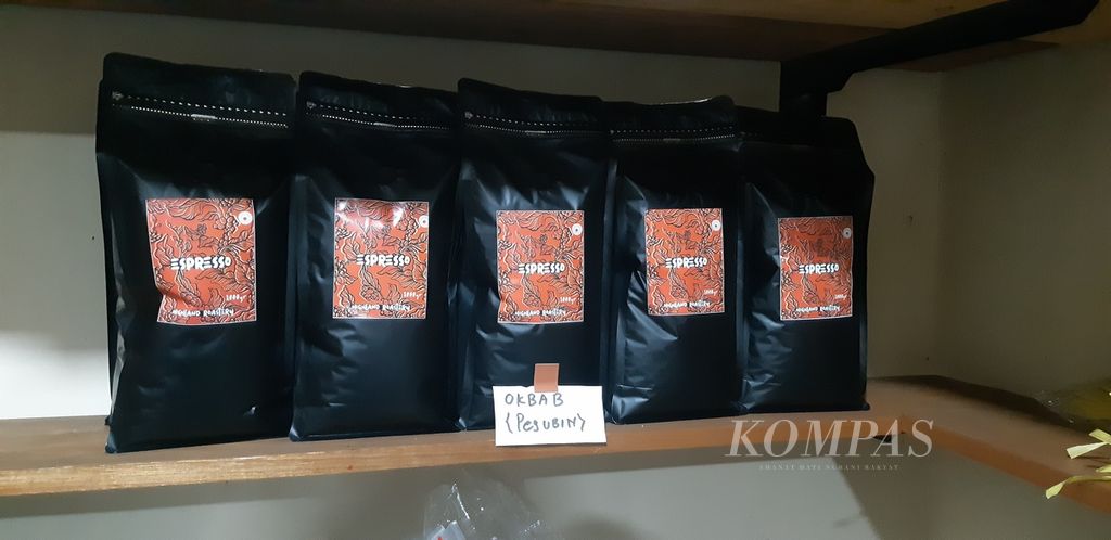 Salah satu produk dari UMKM Highland Roastery Coffe Papua di Kota Jayapura, Papua. Produk ini dipasok dari pedalaman Kabupaten Pegunungan Bintang.