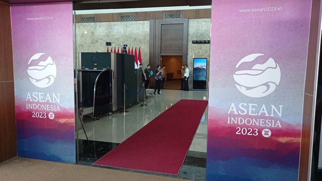 Persiapan Gedung VIP Bandara Internasional Soekarno-Hatta untuk KTT ASEAN, Sabtu (29/4/2023). KTT ASEAN di Jakarta akan berlangsung pada September 2023.