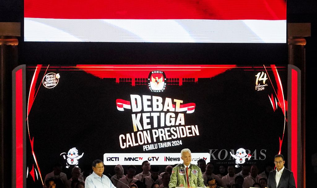 Suasana saat digelar Debat Calon Presiden Pemilu 2024 Putaran Ketiga di Istora Senayan, Kompleks Gelora Bung Karno, Jakarta, Minggu (7/1/2024).