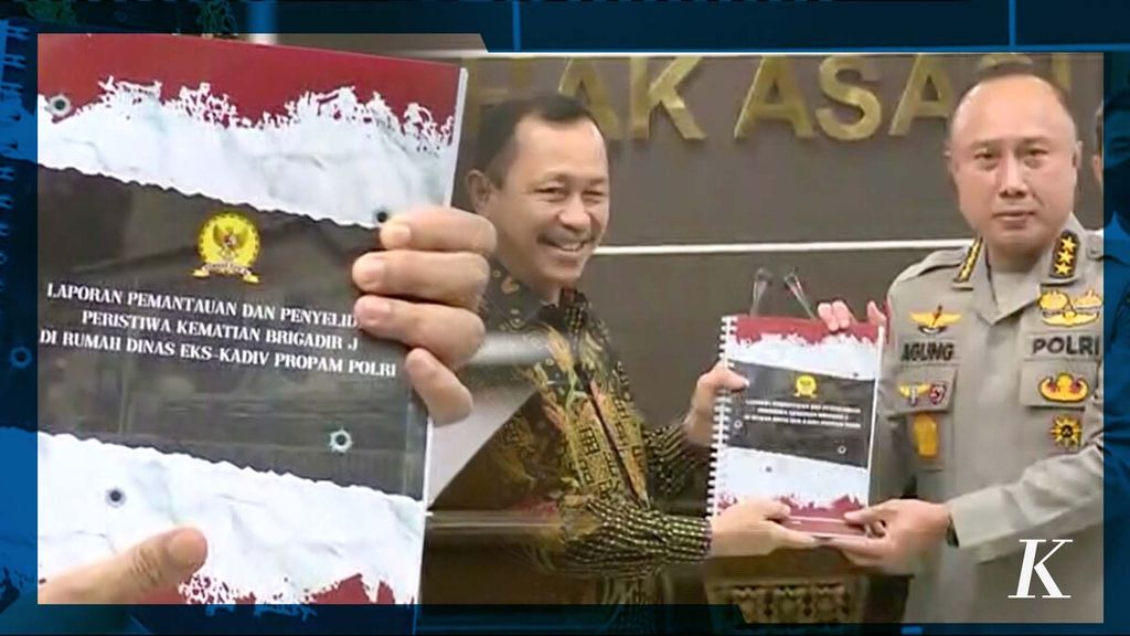 Komnas HAM telah menyelesaikan investigasi kasus pembunuhan Brigadir Yosua Hutabarat yang melibatkan bekas Kadiv Propam Polri Irjen Ferdy Sambo. Hasil rekomendasi tersebut diserahkan ke Timsus Polri, Kamis (1/9/2022). Timsus menyatakan akan menindaklanjuti rekomendasi yang diserahkan oleh Komnas HAM.