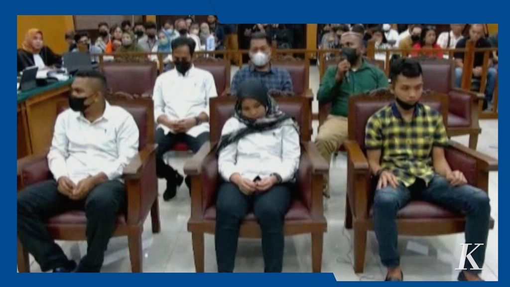 Sidang lanjutan kasus pembunuhan berencana Brigadir Yosua Hutabarat pada Rabu (9/11/2022) di Pengadilan Negeri Jakarta Selatan kembali menghadirkan asisten rumah tangga Ferdy Sambo.