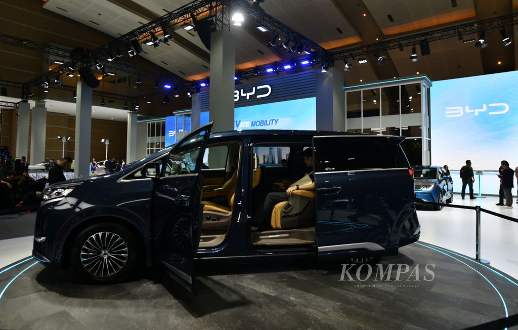 The BYD Denza D9 model was also featured in the Indonesia International Motor Show (IIMS) 2024 exhibition at JIExpo Kemayoran, Jakarta, on Thursday (February 15, 2024).