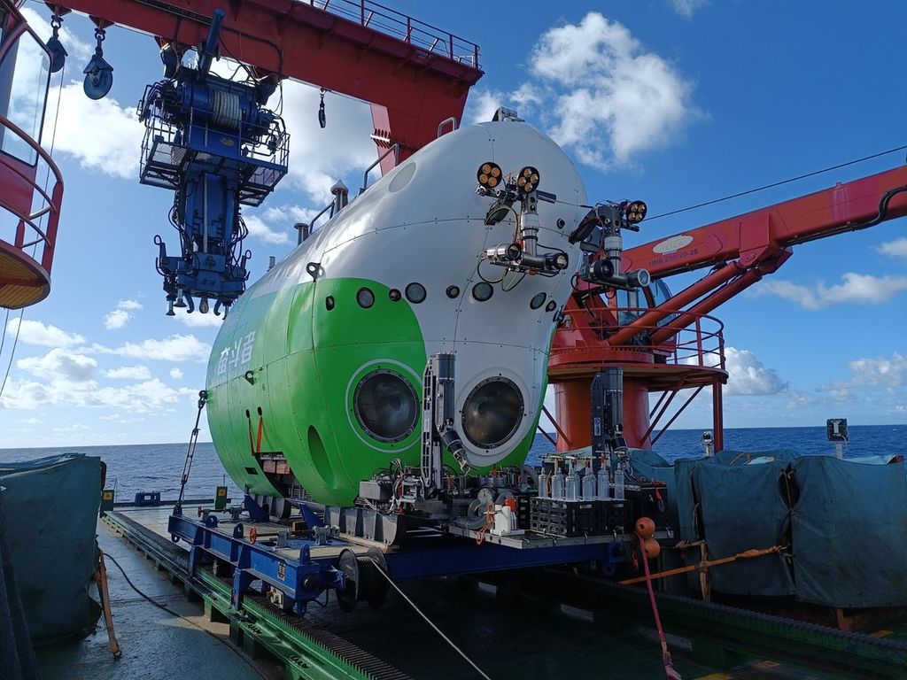 BRIN berkolaborasi dengan Institute of Deep-sea Science and Engineering, Chinese Academy of Sciences (IDSSE-CAS) untuk riset bawah laut.