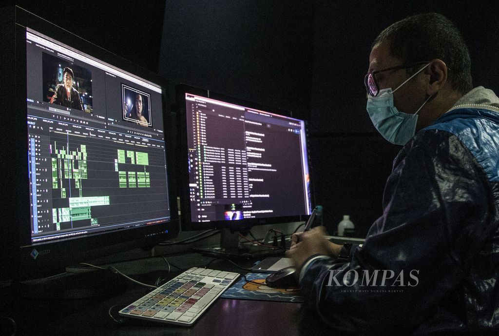 Proses pembuatan trailer sebuah film produksi MD Pictures di Studio MD Pictures, Jakarta, Rabu (10/6/2020). 