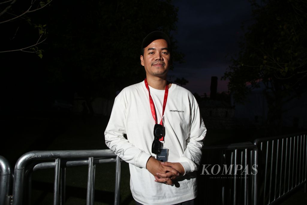 Ferry Dermawan saat diwawancara di tengah festival Joyland Bali, Jumat (17/3/2023). 