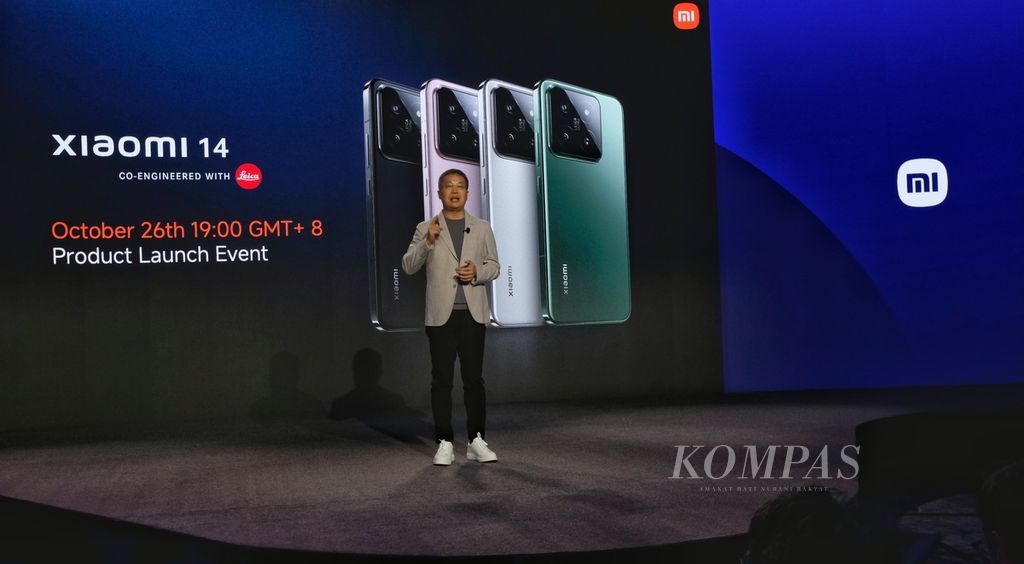 Presiden Perusahaan Elektronik Xiaomi, William Lu, mengumumkan ponsel Xiaomi 14 di Snapdragon Summit Maui, Hawaii, Amerika Serikat, Rabu (25/10/2023) waktu setempat. Ponsel keluaran terbaru itu akan mengusung cip Snapdragon 8 Gen 3 yang mumpuni untuk komputasi AI langsung di dalam perangkat.