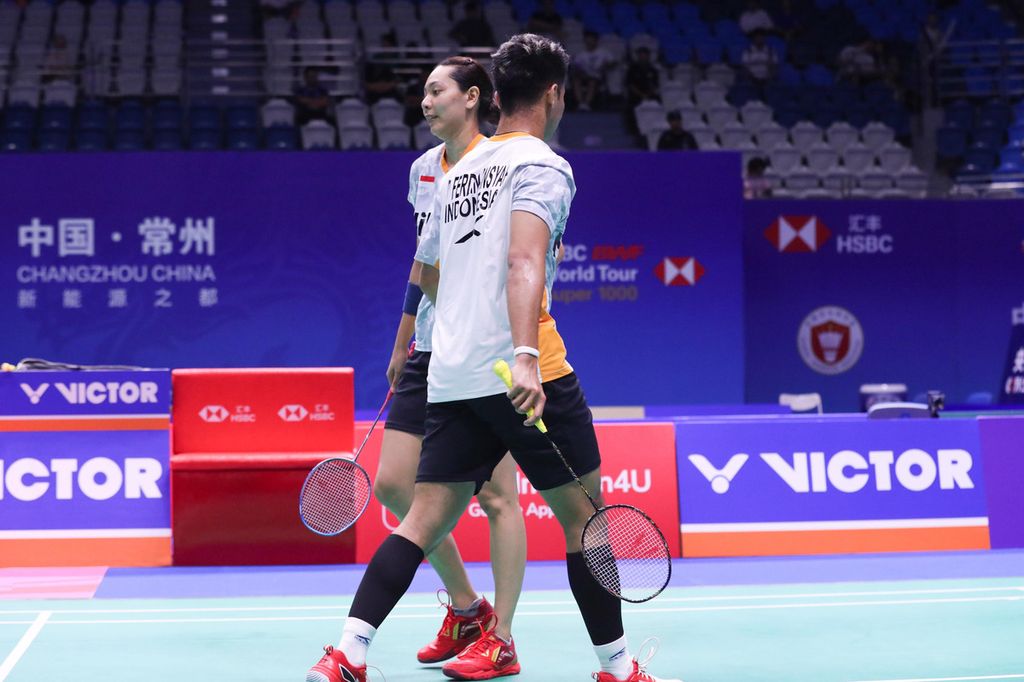 Dejan Ferdinansyah/Gloria Emanuelle Widjaja melaju ke babak kedua turnamen China Terbuka. Pada babak pertama di Changhou Olympic Sports Centre, Rabu (18/9/2024), mereka mengalahkan Lee Chun Hei Reginald/Ng Tsz Yau (Hong Kong) dengan skor 21-7, 11-3.