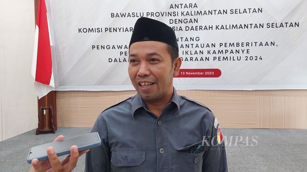 Ketua Badan Pengawas Pemilu (Bawaslu) Provinsi Kalimantan Selatan Aries Mardiono di Banjarmasin, Senin (13/11/2023).