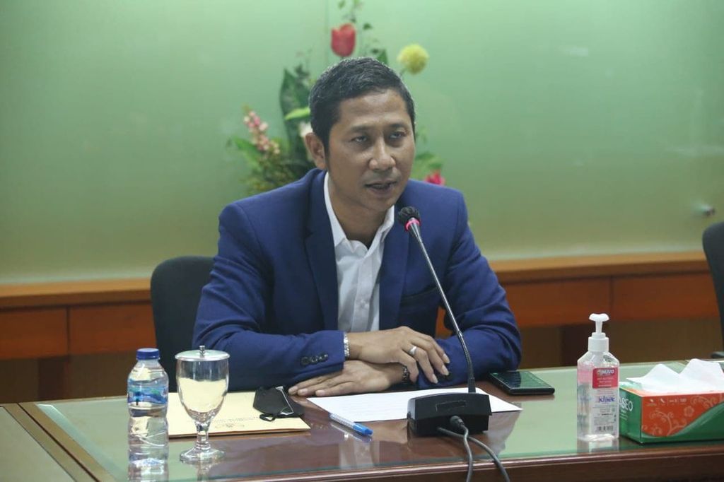 Ketua Komisi Yudisial Fajar Mukti Nur Dewata menyampaikan perkembangan seleksi calon hakim agung kepada wartawan, Kamis (25/3/2021).