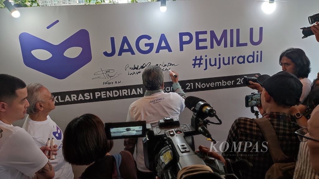 Suasana deklarasi Gerakan Jaga Pemilu oleh sejumlah komponen masyarakat sipil, Selasa (21/11/2023), di Jakarta.