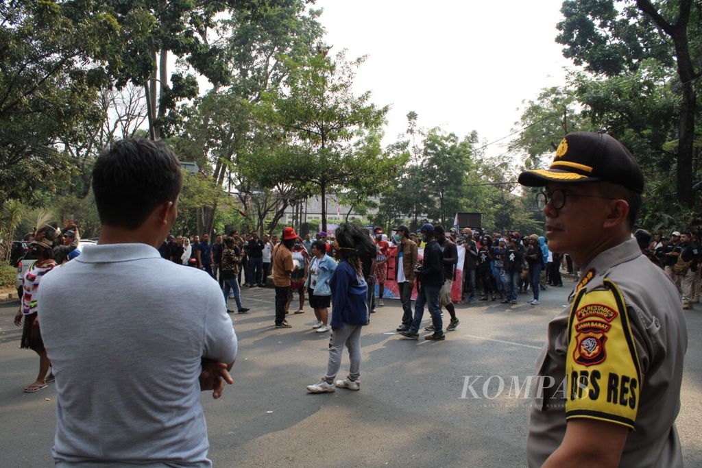 Unjuk rasa mahasiswa papua di bandung jawa barat 