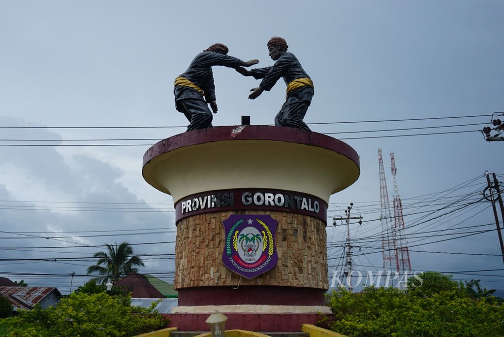 Monumen Tugu Langga di Kota Gorontalo, Provinsi Gorontalo, Rabu (29/11/2023).