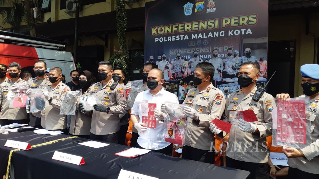 Suasana jumpa pers hasil operasi pemberantasan narkoba oleh jajaran Polresta Malang Kota, Jatim, Selasa (6/9/2022).
