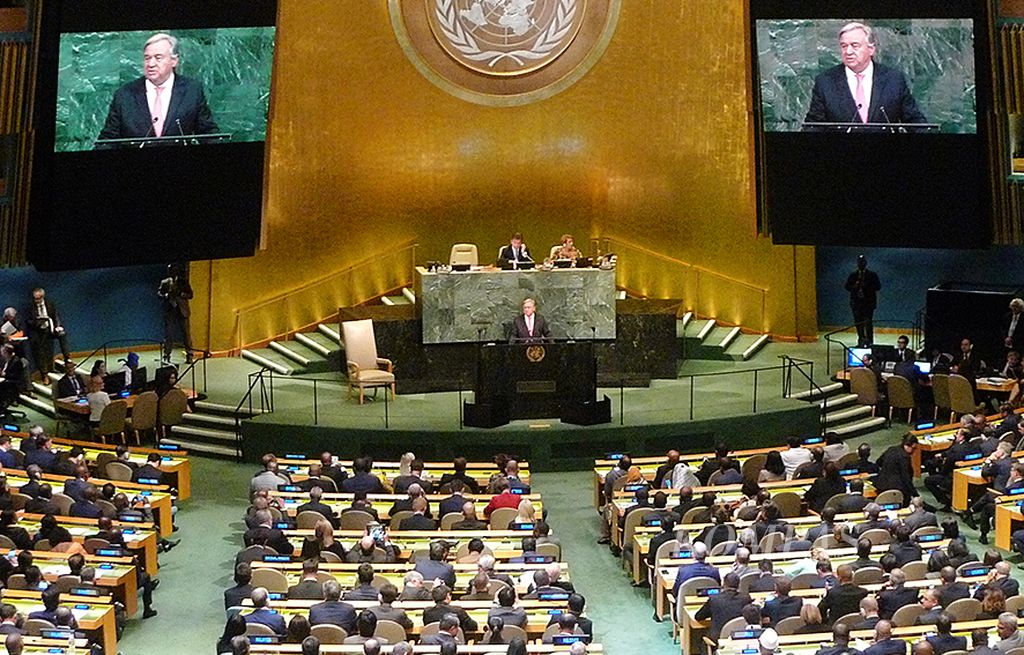 Sesi debat umum Majelis Umum Perserikatan Bangsa-Bangsa dimulai dengan pidato perdana oleh Sekretaris Jenderal PBB Antonio Guterres di Markas Besar PBB, New York, Amerika Serikat, Selasa (19/9).
