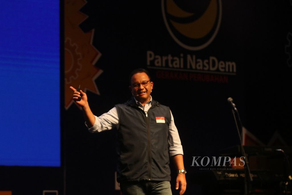 Anies Rasyid Baswedan mengingatkan para pemuda yang ikut Nasdem Youth Festival di Sasana Budaya Ganesha, Kota Bandung, Jawa Barat, Minggu (22/1/2023), untuk tidak menghindari politik.