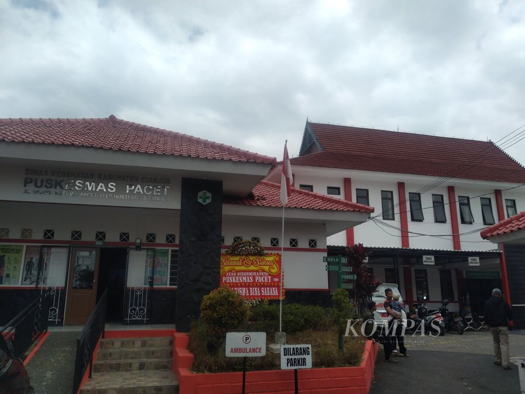 Bangunan Puskesmas Pacet, Kabupaten Cianjur, Jawa Barat, yang selesai direhabilitasi, Kamis (14/9/2023). Dana revitalisasi berasal dari donasi pembaca harian <i>Kompas</i> dan Kompas.id yang dikelola Yayasan Dana Kemanusiaan Kompas.