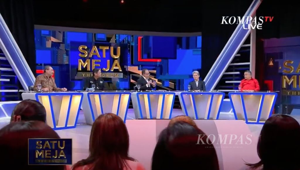 Tangkapan layar acara Satu Meja The Forum bertajuk "Korps Bhayangkara Setelah Drama Duren Tiga", yang disiarkan Kompas TV, pada Rabu (1/3/2023) malam.