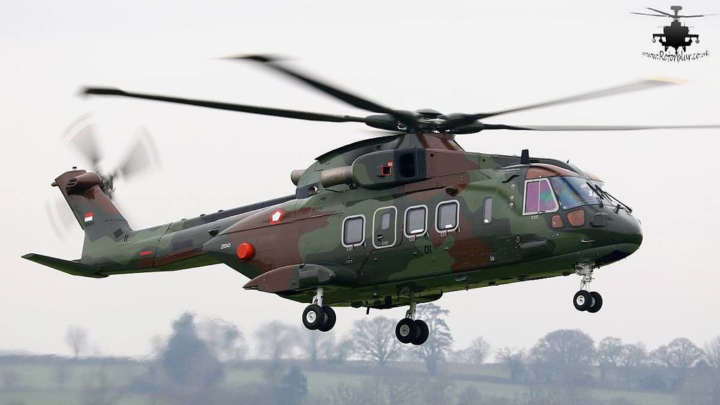 Helikopter AW-101 pesanan TNI AU tengah menjalani tes awal penerbangan di Divisi Helikopter Leonardo di Yeovil, Inggris. 