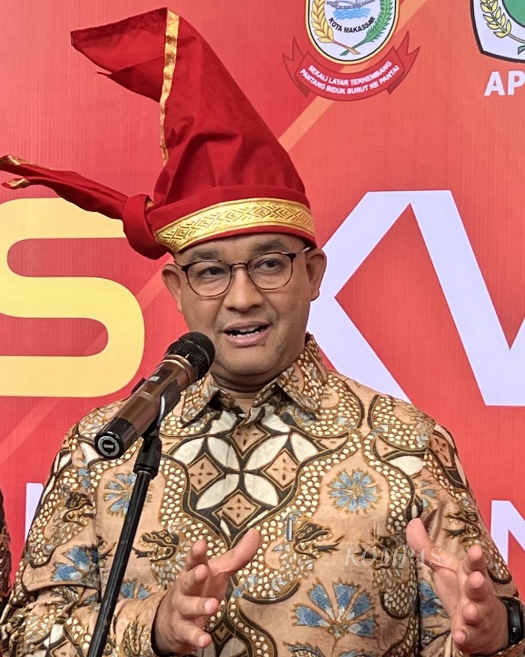 Mantan Gubernur DKI Jakarta yang juga bakal calon presiden, Anies Baswedan, tampil dalam adu gagasan di Rakernas XVI Apeksi di Makassar, Sulsel, Kamis (13/7/2023).